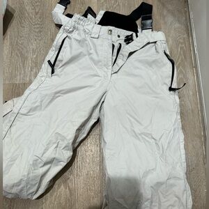 Snowboard pants